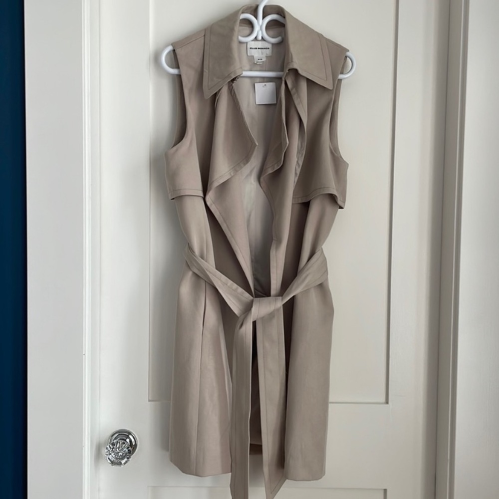 NWT Club Monaco size M vest trench coat